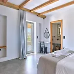 וילה Zamira Isterni (Paros)