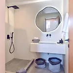 וילה Zamira Isterni (Paros)