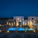 Zamira Isterni (Paros)