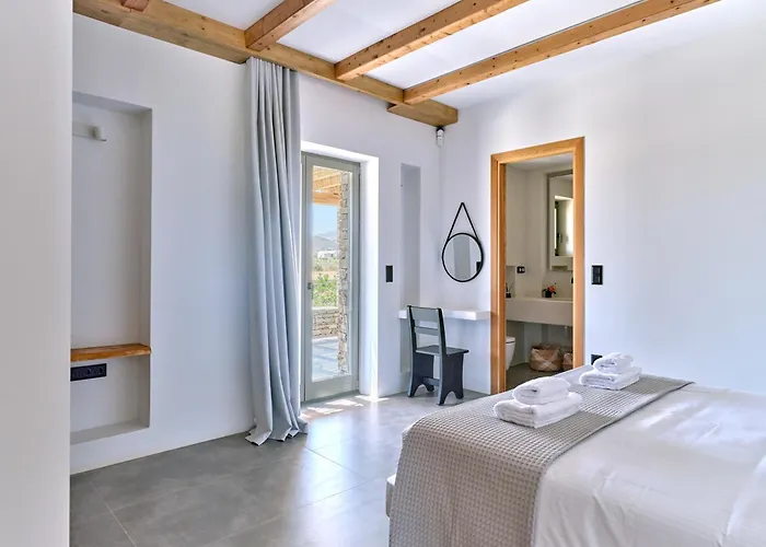 Villa Zamira Isterni (Paros)